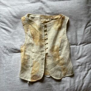 VRG GRL Celeste Linen Vest in Florage